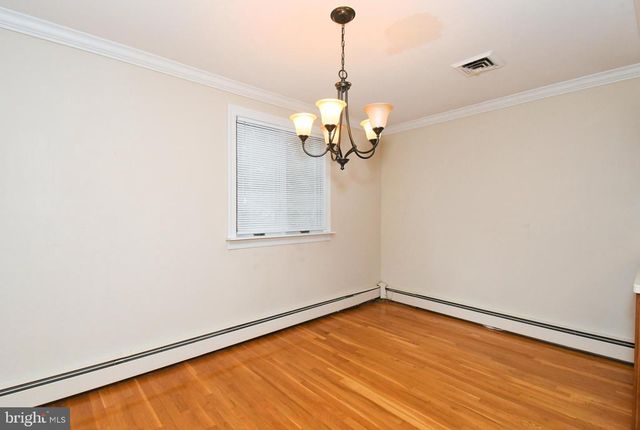 2390 LENHART RD, Colmar, PA 18915