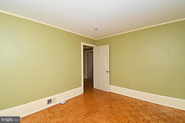 2390 LENHART RD, Colmar, PA 18915