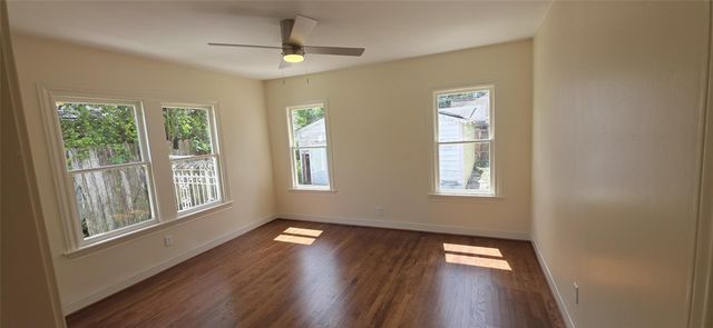 2827 Robertson Street, Houston, TX 77009