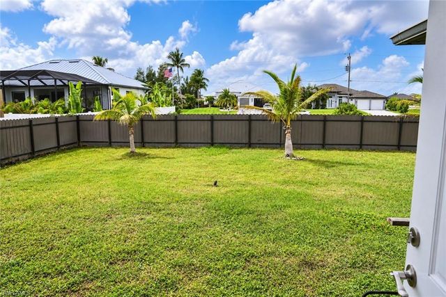 2212 NW 42nd PL, Cape Coral, FL 33993