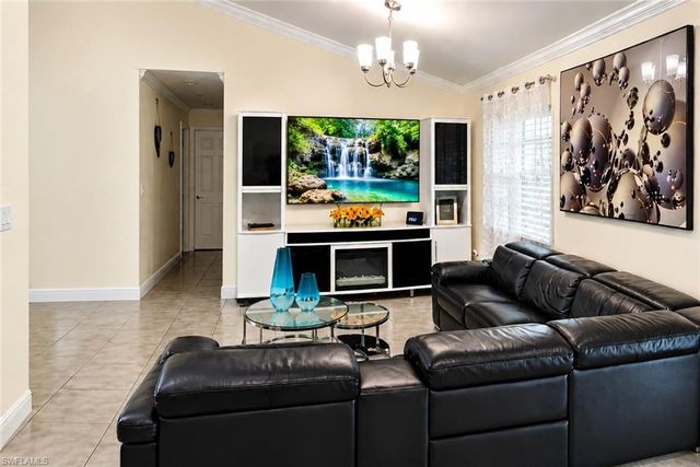 2212 NW 42nd PL, Cape Coral, FL 33993