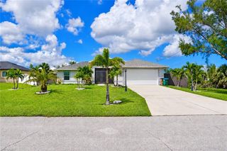 2212 NW 42nd PL, Cape Coral, FL 33993
