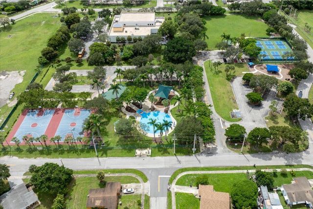 1412 SW 3RD Street, Delray Beach, FL 33444
