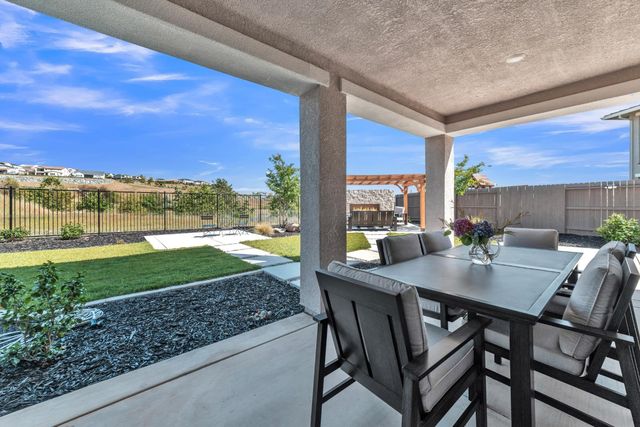 3225 Roslyn Ct, Folsom, CA 95630
