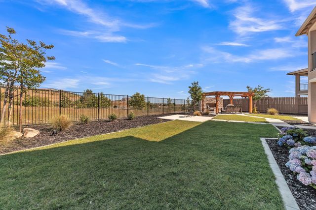 3225 Roslyn Ct, Folsom, CA 95630