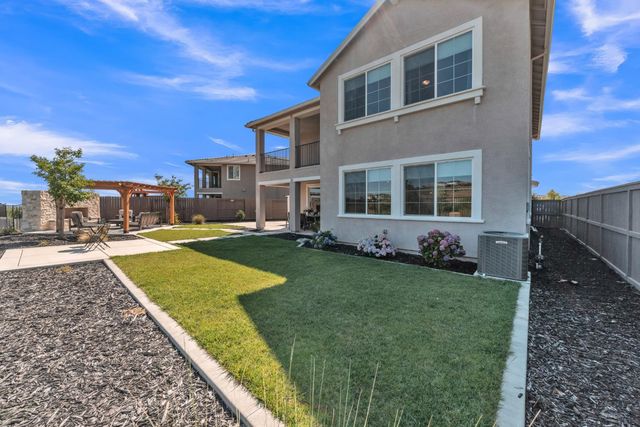 3225 Roslyn Ct, Folsom, CA 95630