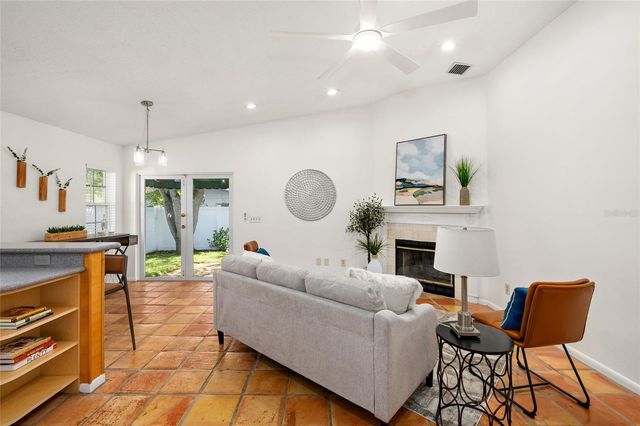 2908 W BALLAST POINT BOULEVARD, Tampa, FL 33611