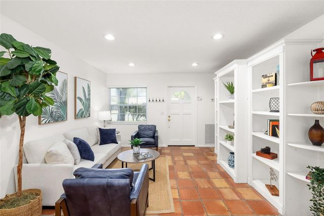 2908 W BALLAST POINT BOULEVARD, Tampa, FL 33611