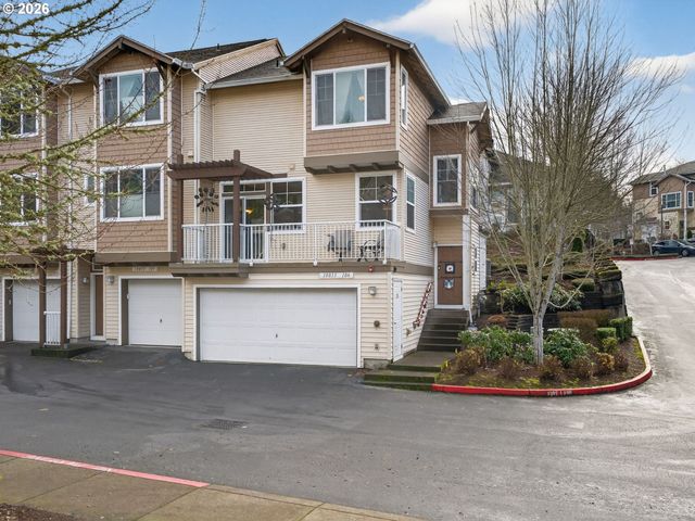 10813 Sw CANTERBURY Ln 104, Tigard, OR 97224