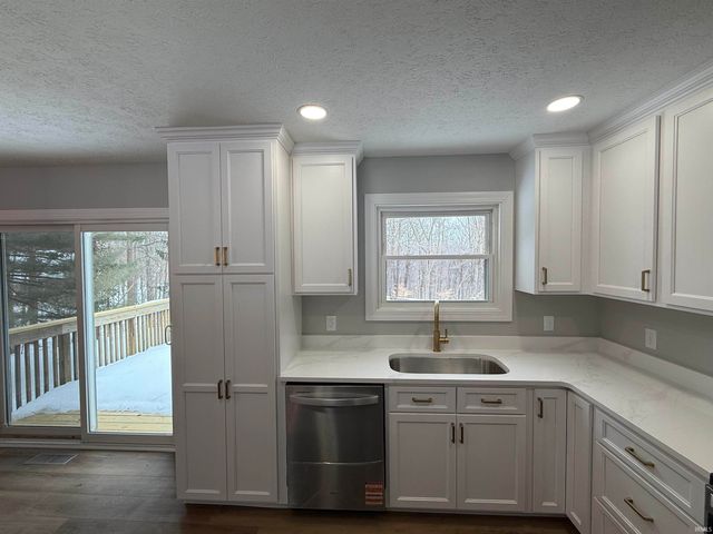 3030 E Carowinds Court, Bloomington, IN 47401