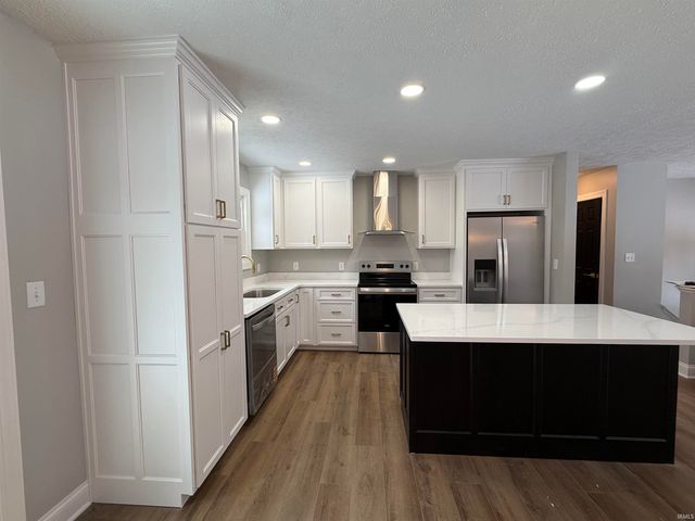 3030 E Carowinds Court, Bloomington, IN 47401