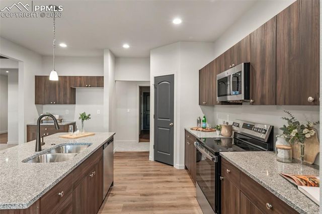 353 S Ashford Drive, Pueblo, CO 81007