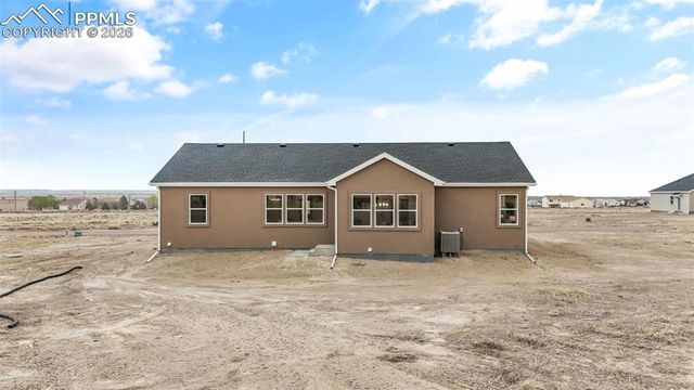 353 S Ashford Drive, Pueblo, CO 81007