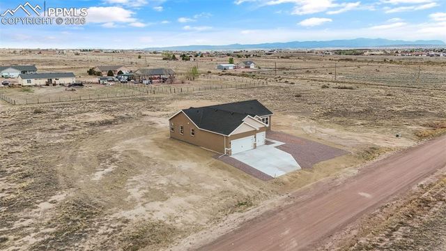 353 S Ashford Drive, Pueblo, CO 81007