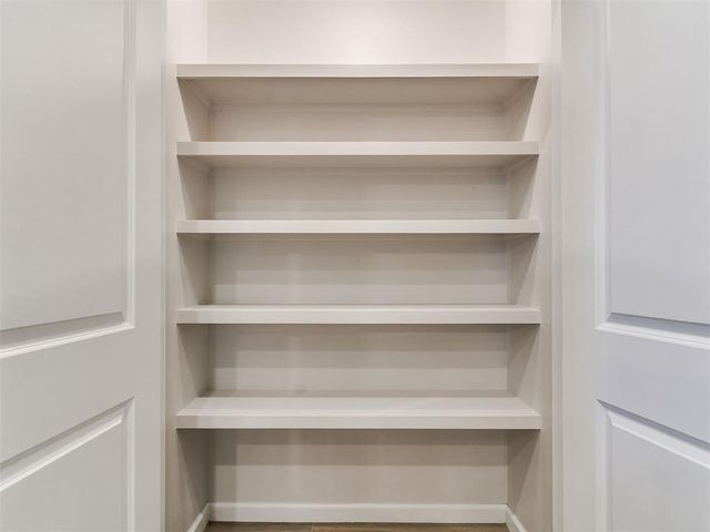 2111 Oakville Place, Norman, OK 73071