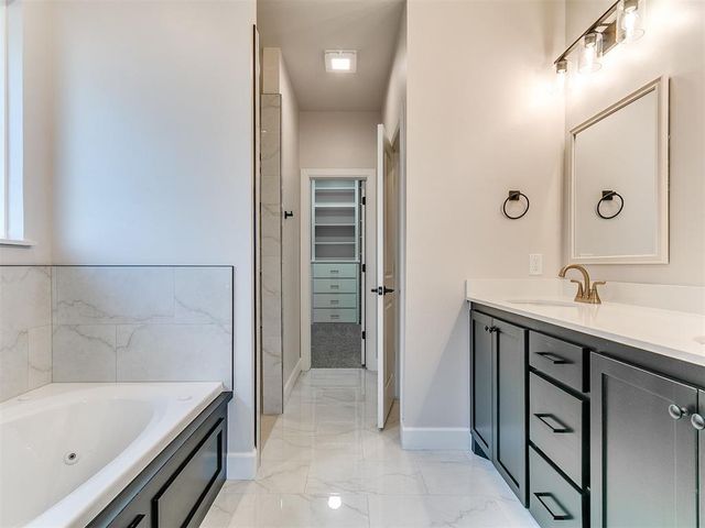 2111 Oakville Place, Norman, OK 73071