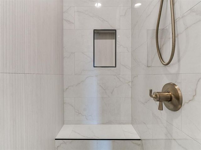 2111 Oakville Place, Norman, OK 73071