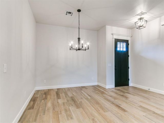 2111 Oakville Place, Norman, OK 73071