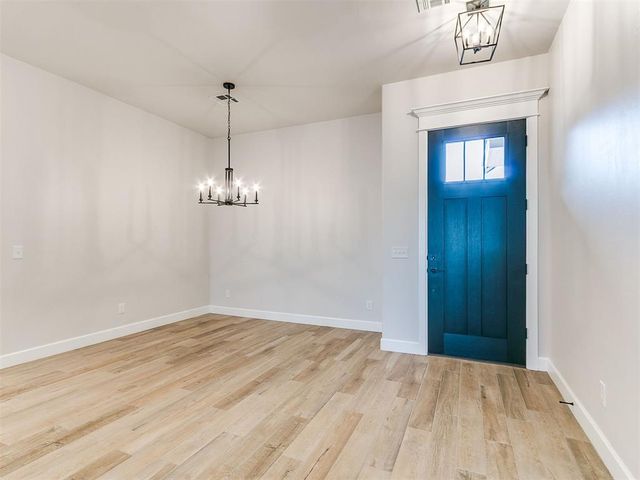 2111 Oakville Place, Norman, OK 73071