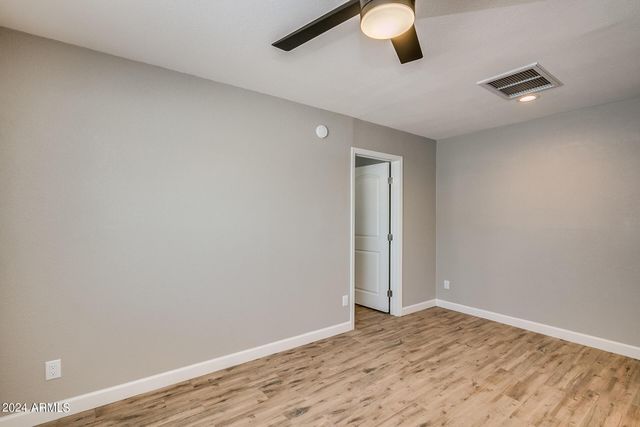 801 E Puget Avenue Apt 4, Phoenix, AZ 85020