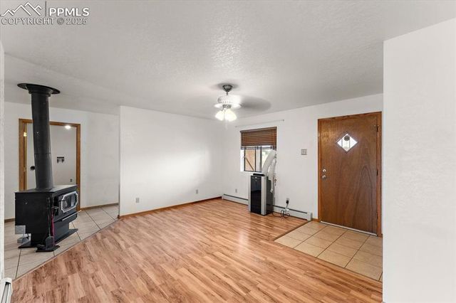 497 S Avenida Del Oro, Pueblo, CO 81007