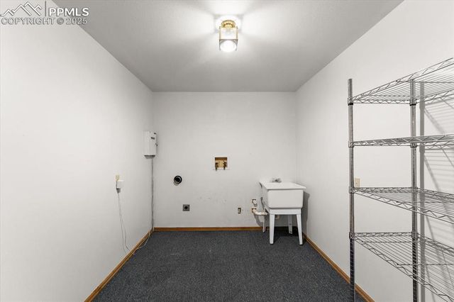497 S Avenida Del Oro, Pueblo, CO 81007