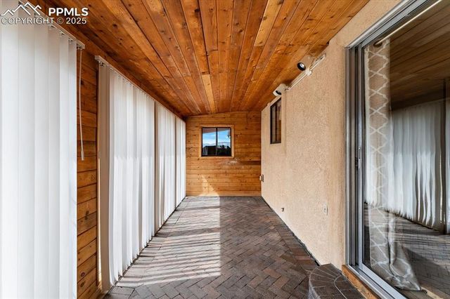 497 S Avenida Del Oro, Pueblo, CO 81007