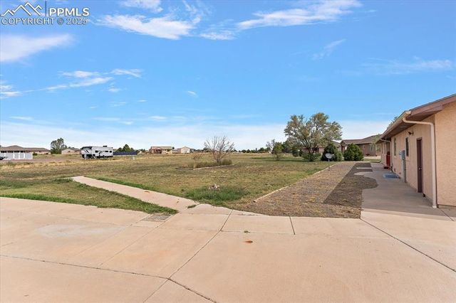 497 S Avenida Del Oro, Pueblo, CO 81007