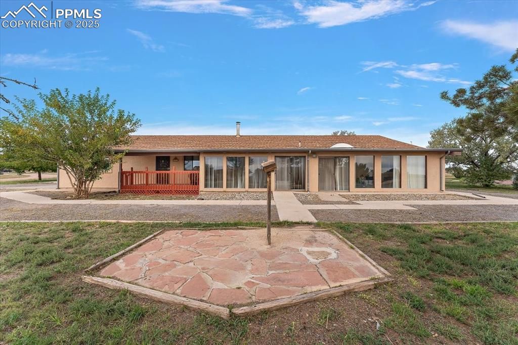 497 S Avenida Del Oro, Pueblo, CO 81007