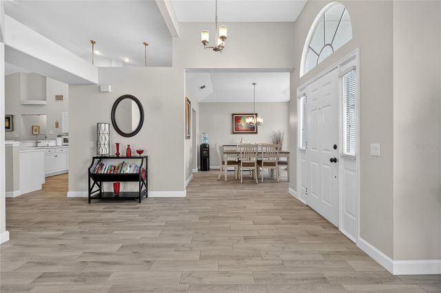 737 SANTA MARIA DRIVE, Winter Haven, FL 33884