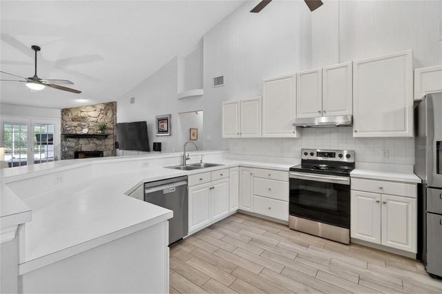 737 SANTA MARIA DRIVE, Winter Haven, FL 33884