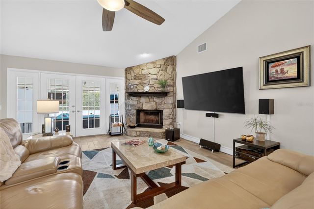 737 SANTA MARIA DRIVE, Winter Haven, FL 33884