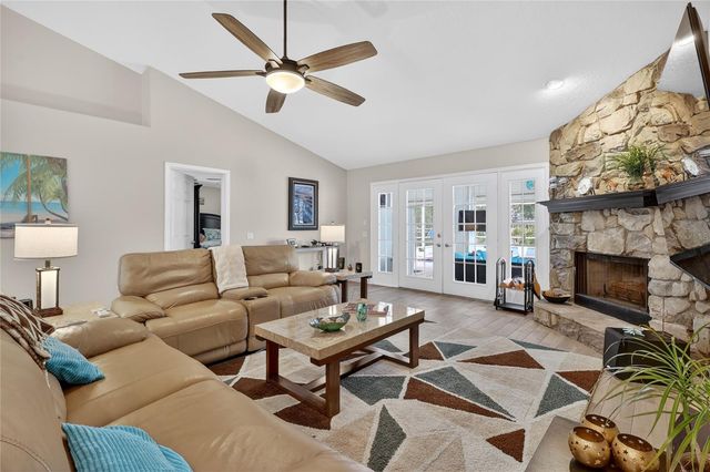 737 SANTA MARIA DRIVE, Winter Haven, FL 33884