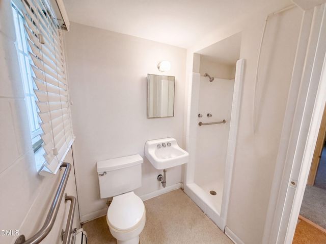 810 Beaver Dam Road, Raleigh, NC 27607