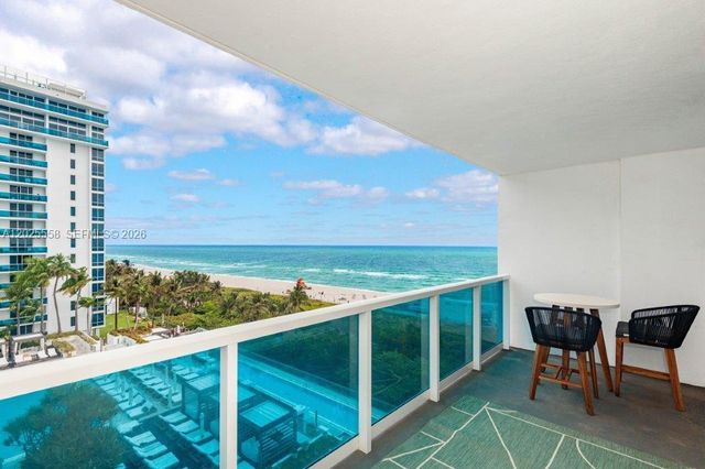 2301 Collins Avenue 811, Miami Beach, FL 33139