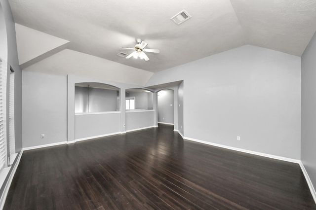 3506 Evergreen Square Trail, Fresno, TX 77545
