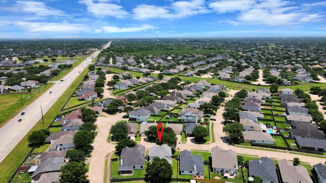 3506 Evergreen Square Trail, Fresno, TX 77545