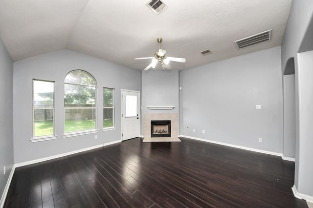 3506 Evergreen Square Trail, Fresno, TX 77545