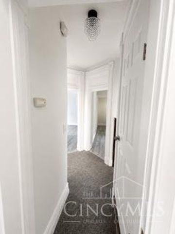 133 Wildwood St, Cincinnati, OH 45216