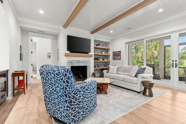 112 Raynor Lane, Kiawah Island, SC 29455