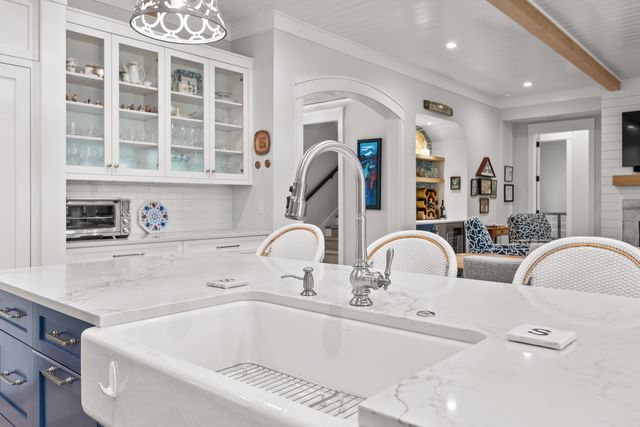 112 Raynor Lane, Kiawah Island, SC 29455