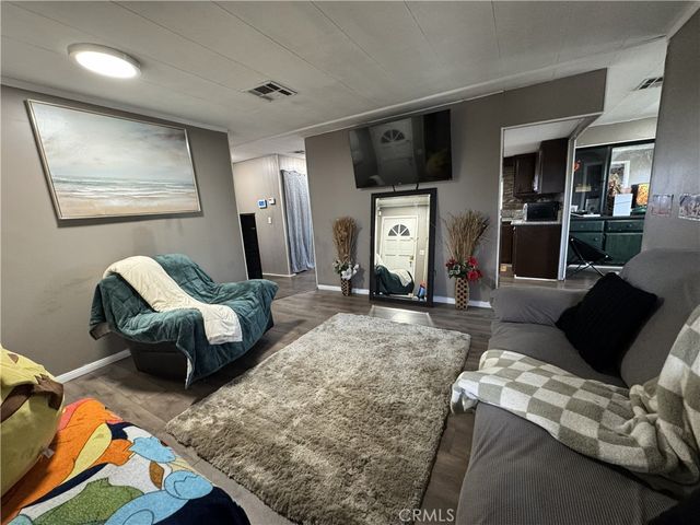 1025 S Riverside Avenue 66, Rialto, CA 92376