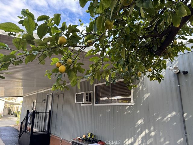 1025 S Riverside Avenue 66, Rialto, CA 92376