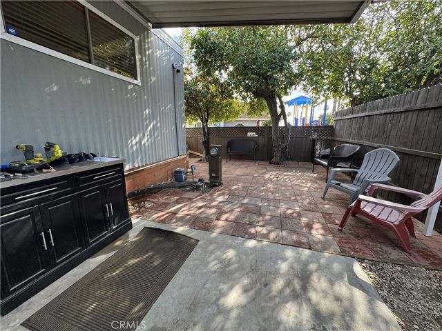 1025 S Riverside Avenue 66, Rialto, CA 92376