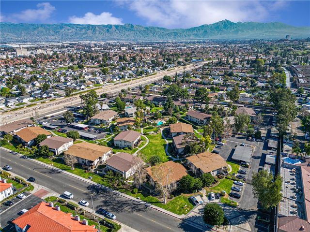 1150 S Meadow 6, Colton, CA 92324