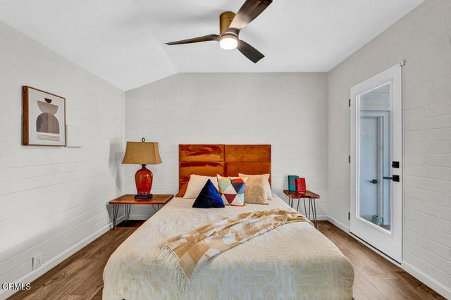 2707 Alabama Street, La Crescenta, CA 91214