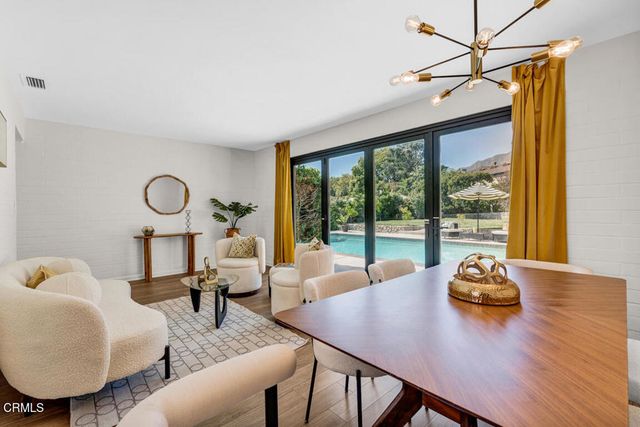 2707 Alabama Street, La Crescenta, CA 91214