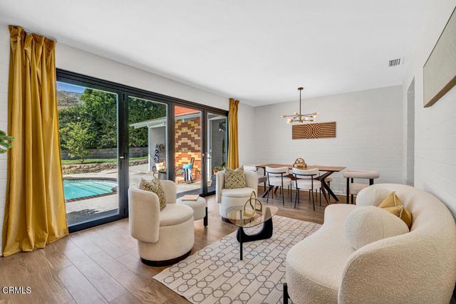 2707 Alabama Street, La Crescenta, CA 91214