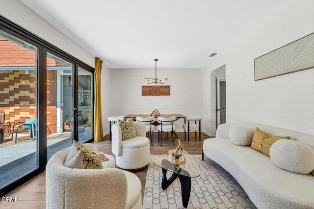 2707 Alabama Street, La Crescenta, CA 91214