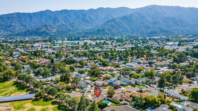 2707 Alabama Street, La Crescenta, CA 91214